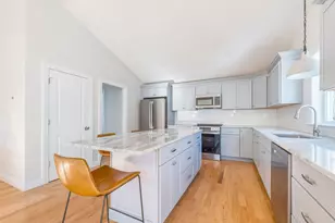 8 Pat Rose Wy, Rockland, MA 02370 - Photo 10