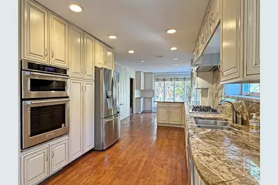 280 Quinobequin Rd, Newton, MA 02468 - Photo 2