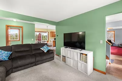 4 Laurel Dr, Easthampton, MA 01027 - Photo 26