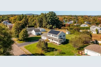 4 Laurel Dr, Easthampton, MA 01027 - Photo 6