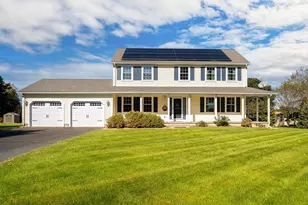 4 Laurel Dr, Easthampton, MA 01027 - Photo 2