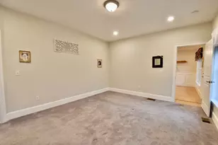 73 Plummer Ave, Northbridge, MA 01588 - Photo 12