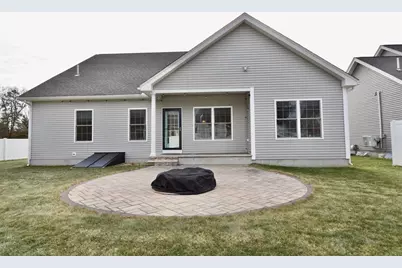 73 Plummer Ave #73, Northbridge, MA 01588 - Photo 4