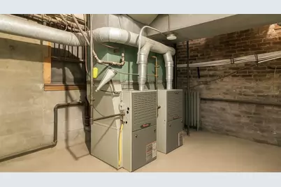 464 Essex St, Lawrence, MA 01840 - Photo 8