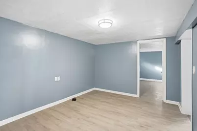 19 Emily St, Springfield, MA 01109 - Photo 32