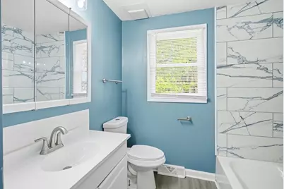 19 Emily St, Springfield, MA 01109 - Photo 14