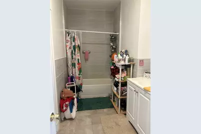 51 Acushnet Ave, Springfield, MA 01105 - Photo 18