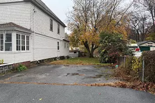 102 Weare St, Lawrence, MA 01840 - Photo 2