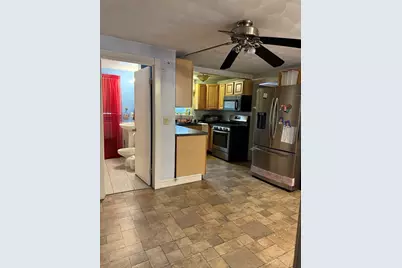 102 Weare St, Lawrence, MA 01840 - Photo 14