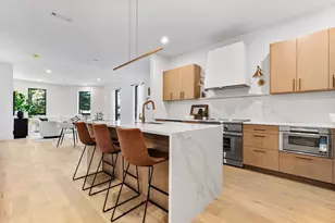 1114 Beacon St, Newton, MA 02641 - Photo 10