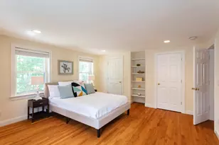 1077 Boylston St, Newton, MA 02461 - Photo 22