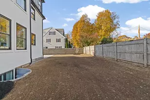 340 Baker St, Boston, MA 02132 - Photo 38