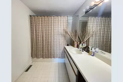 700 Shore Dr #6-604, Fall River, MA 02721 - Photo 14