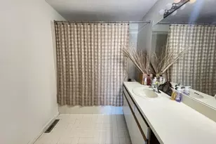 700 Shore Dr, Fall River, MA 02721 - Photo 14