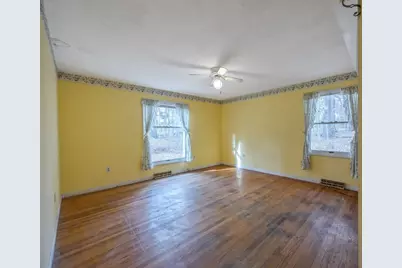41 Woodbridge St, South Hadley, MA 01075 - Photo 26