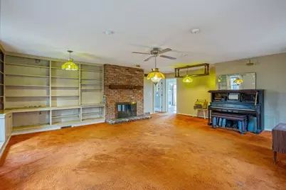 41 Woodbridge St, South Hadley, MA 01075 - Photo 18