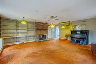 41 Woodbridge St, South Hadley, MA 01075 - Photo 18