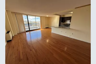 60 Longwood Ave #802, Brookline, MA 02446 - Photo 6