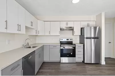 472 Essex Street #103, Lynn, MA 01902 - Photo 2