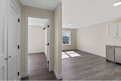 472 Essex Street #103, Lynn, MA 01902 - Photo 4