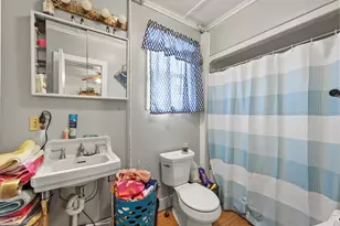 31-33 Apremont St, Adams, MA 01220 - Photo 32