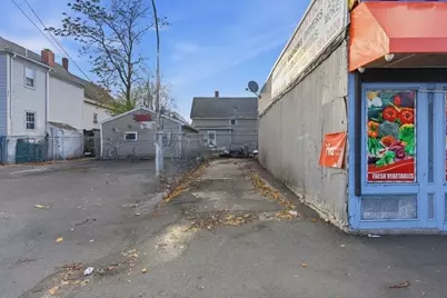 101 Commercial St, Lynn, MA 01905 - Photo 4