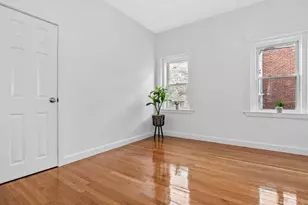 3 Englewood Ave, Brookline, MA 02445 - Photo 18