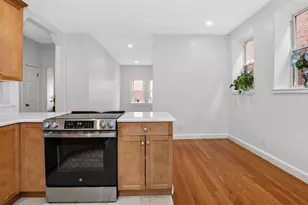 3 Englewood Ave, Brookline, MA 02445 - Photo 4