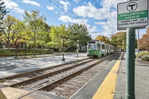 3 Englewood Ave, Brookline, MA 02445 - Photo 24