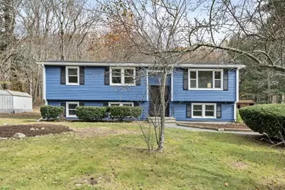 17 Susan Ln, Bellingham, MA 02019 - Photo 18