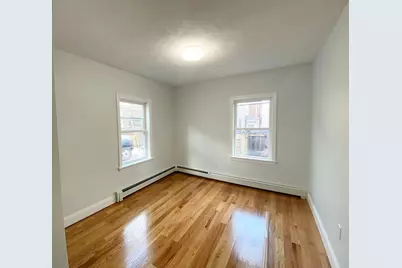 7 Sumner Pl #1, Boston, MA 02128 - Photo 2