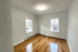 7 Sumner Pl, Boston, MA 02128 - Photo 2