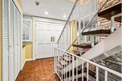 10 Quadrant Road, Salem, MA 01970 - Photo 4