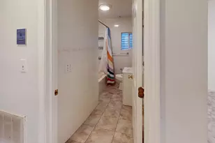 277 Paris St, Boston, MA 02128 - Photo 6