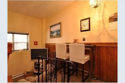 33 Charter Street #1, Boston, MA 02113 - Photo 2