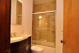 33 Charter St, Boston, MA 02113 - Photo 8