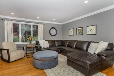 151 Stearns Ave, Mansfield, MA 02048 - Photo 8