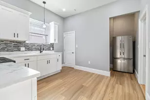 51 Mansfield St, Everett, MA 02149 - Photo 4