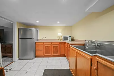 8 N Walker St, Taunton, MA 02780 - Photo 26