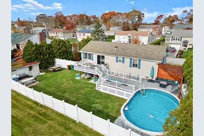 871 Norman St, Fall River, MA 02721 - Photo 2