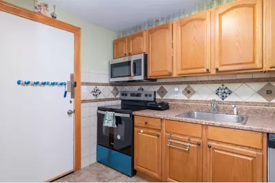 39 Cary Avenue #14, Chelsea, MA 02150 - Photo 8