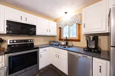 807 Paine Rd, North Attleboro, MA 02760 - Photo 8