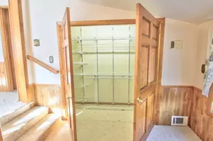 556 Central St, Leominster, MA 01453 - Photo 16