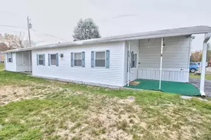 556 Central St, Leominster, MA 01453 - Photo 20