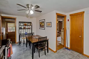 27 Regal St, Springfield, MA 01118 - Photo 10