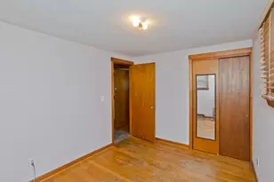 27 Regal St, Springfield, MA 01118 - Photo 18