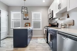 24 Buttonwood St, Boston, MA 02125 - Photo 2