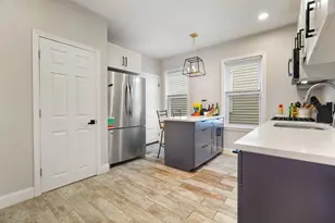 24 Buttonwood St, Boston, MA 02125 - Photo 32