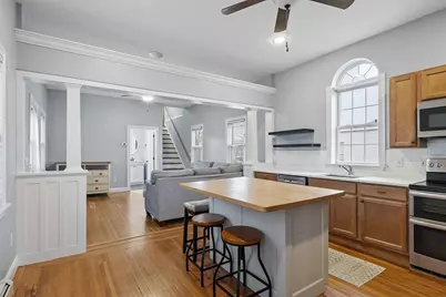 35 High Street #3D, Danvers, MA 01923 - Photo 2