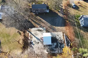 130 Laurel St, Greenfield, MA 01301 - Photo 30